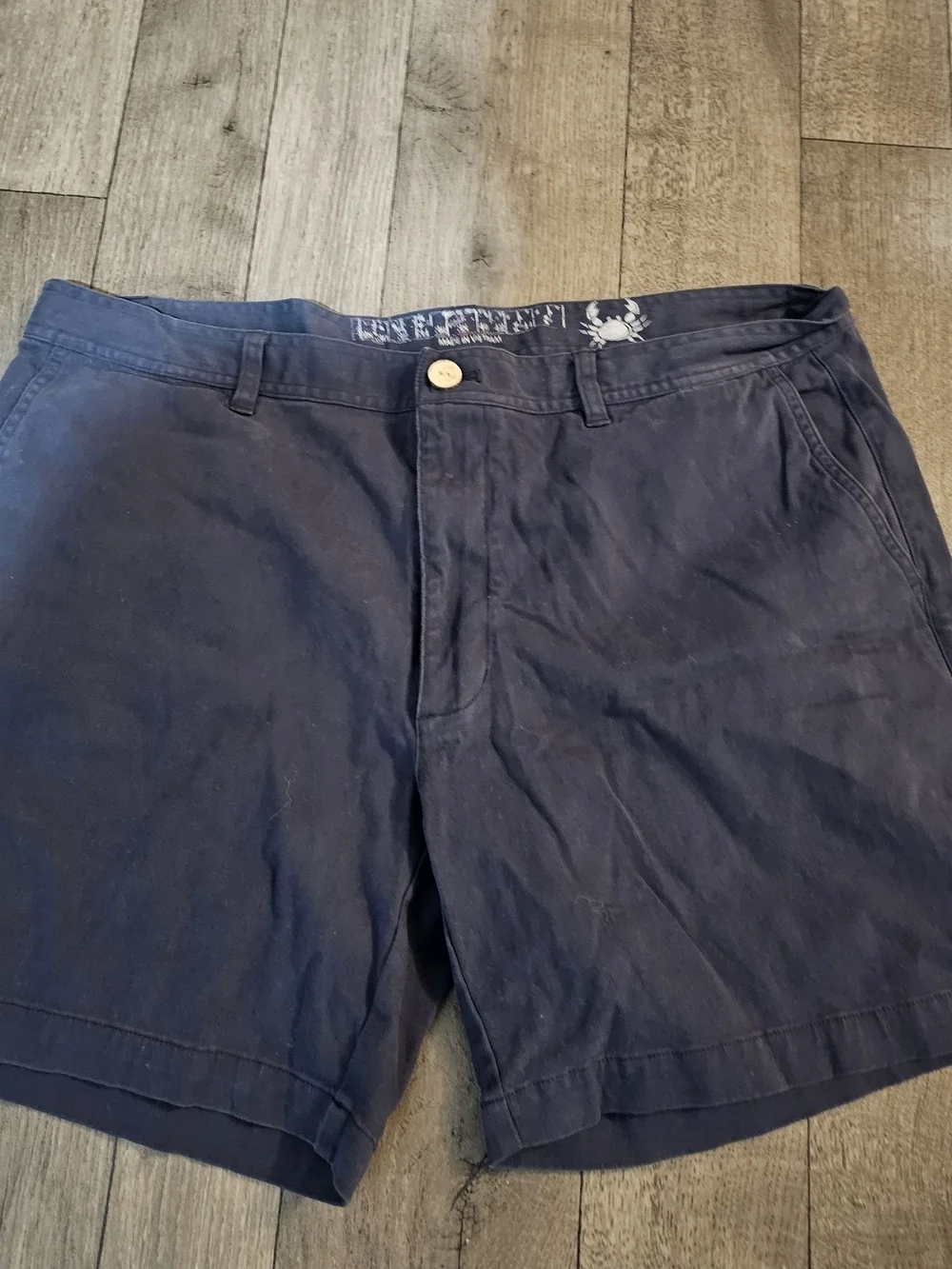 Coast Dock Shorts Size 38 {Bx22}